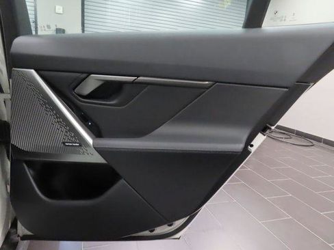 Used 2026 BMW 530i RWD image 36