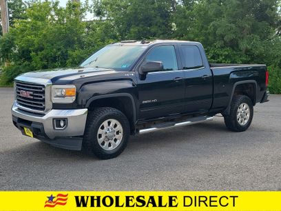 Used 2015 GMC Sierra 2500 SLE w/ SLE Preferred Package