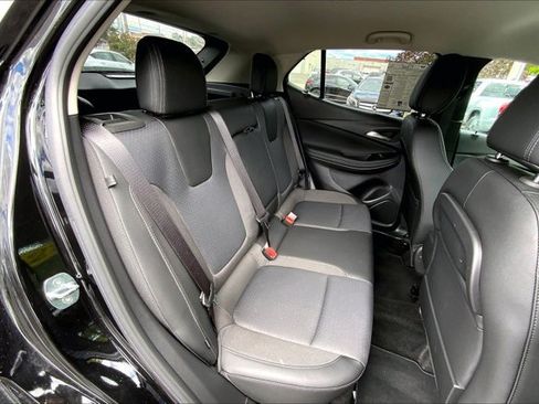 Used 2022 Buick Encore GX Select w/ Sport Touring Package AWD/4WD image 26