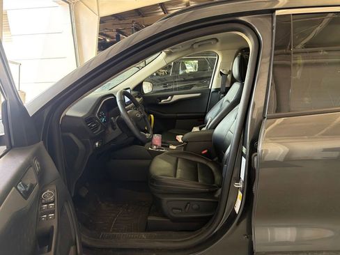 Used 2020 Ford Escape SEL FWD image 6