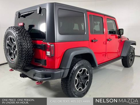 Used 2016 Jeep Wrangler Unlimited Rubicon image 6