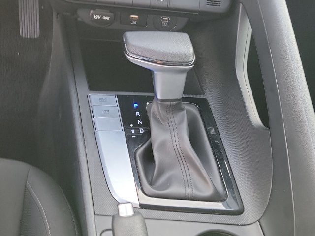 Used 2024 Hyundai Elantra SEL FWD image 20