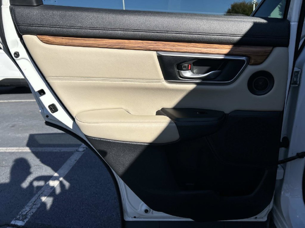 Used 2017 Honda CR-V EX-L image 12