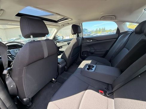 Used 2017 Honda Civic EX image 5