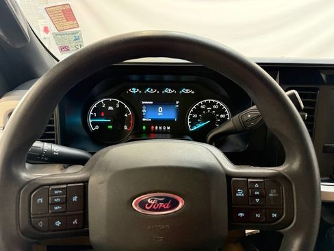 Used 2024 Ford F250 XLT image 14