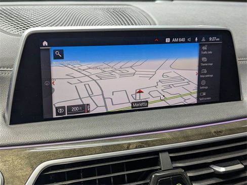 Used 2022 BMW 740i image 18