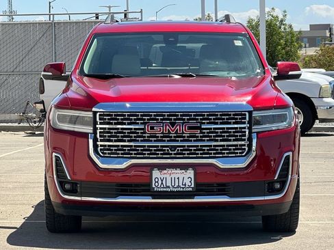 Used 2022 GMC Acadia Denali w/ Denali Ultimate Package AWD/4WD image 11