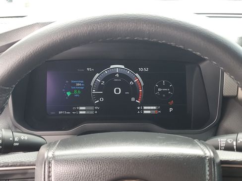 Used 2025 Toyota Tundra Limited w/ TRD Off-Road Package AWD/4WD image 23