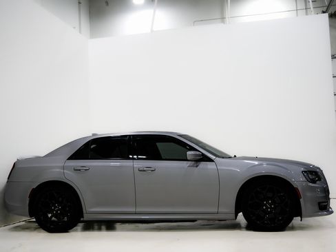Used 2020 Chrysler 300 S image 5