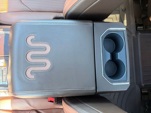 Used 2024 Ford Expedition Max King Ranch image 26