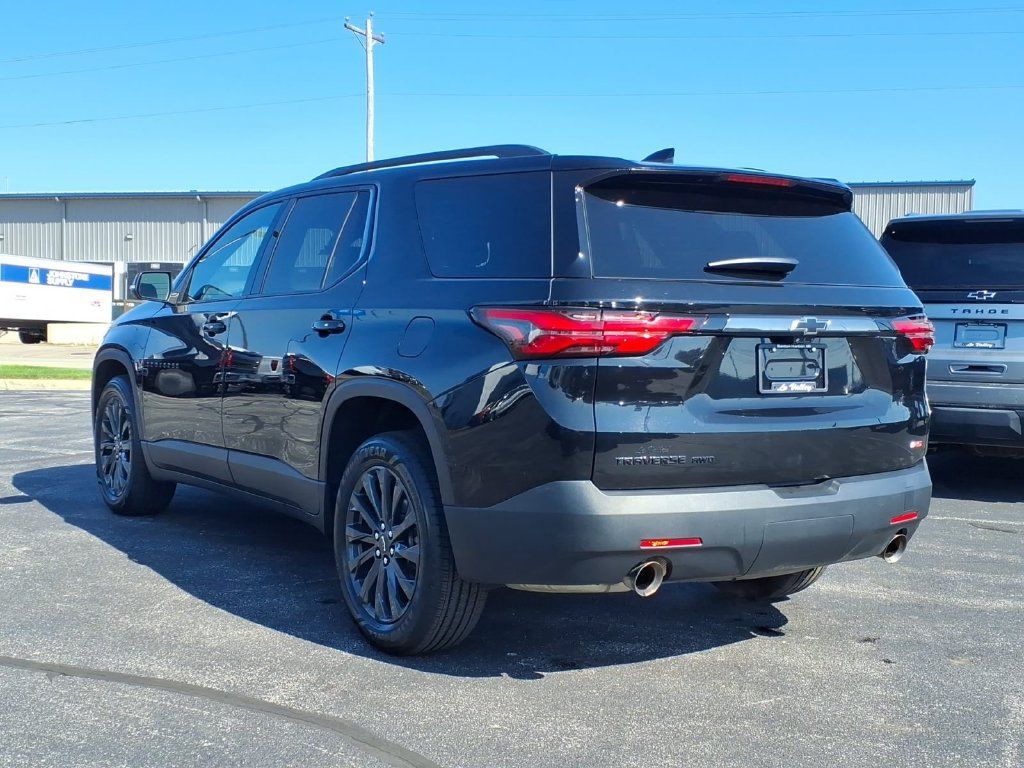 Used 2023 Chevrolet Traverse RS w/ LPO, Floor Liner Package AWD/4WD image 17