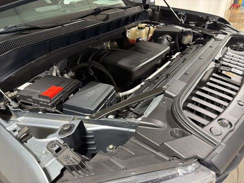 Used 2019 Chevrolet Silverado 1500 LT w/ All-Star Edition image 45