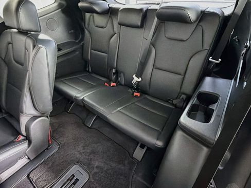 Used 2025 Kia Telluride S FWD image 31