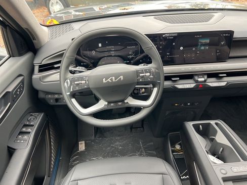 New 2026 Kia EV9 Wind image 10