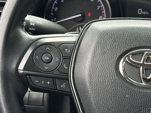 Used 2023 Toyota Camry SE FWD image 13