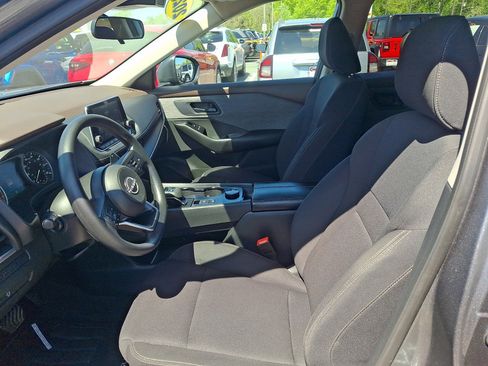 Used 2023 Nissan Rogue S AWD/4WD image 23