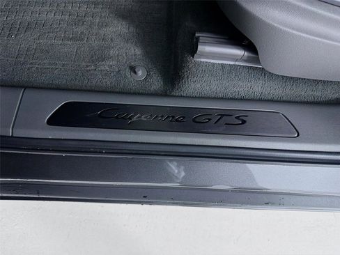 Used 2021 Porsche Cayenne GTS AWD/4WD image 10