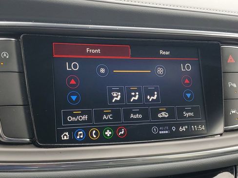Used 2024 Buick Enclave Essence w/ Technology Package FWD image 22