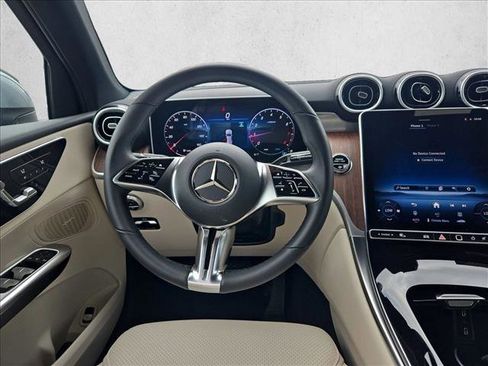Used 2026 Mercedes-Benz GLC 300 image 16