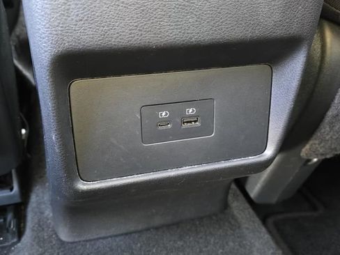 Used 2023 Nissan Rogue SV image 25