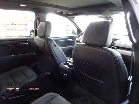 New 2026 GMC Acadia AT4 image 22