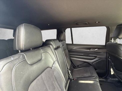 Used 2023 Jeep Grand Cherokee L Laredo AWD/4WD image 17