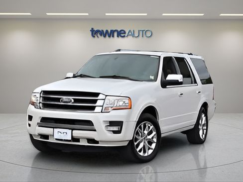 Used 2017 Ford Expedition Limited w/ Equipment Group 301A AWD/4WD image 10