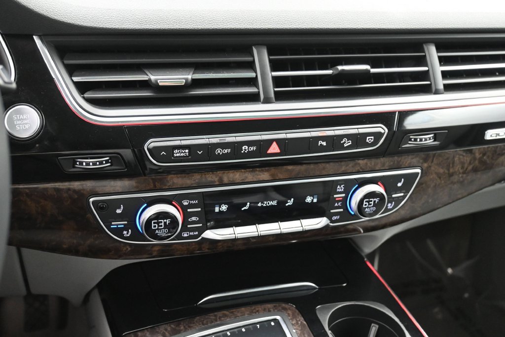Used 2018 Audi Q7 3.0T Prestige AWD/4WD image 19