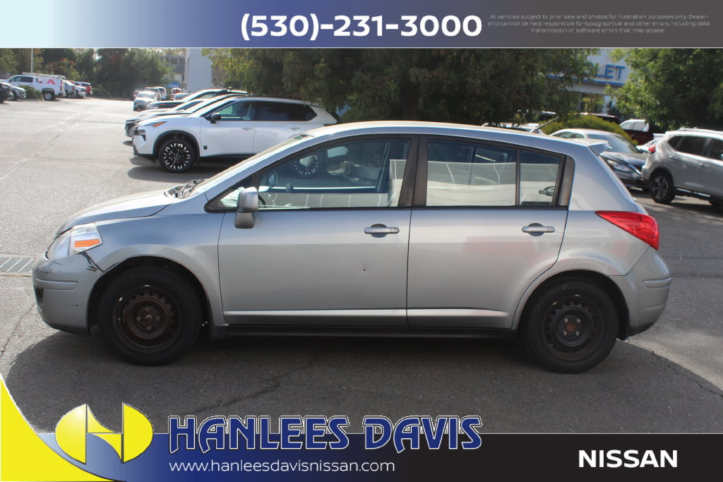 Used 2009 Nissan Versa 1.8 S w/ PWR Pkg FWD image 2