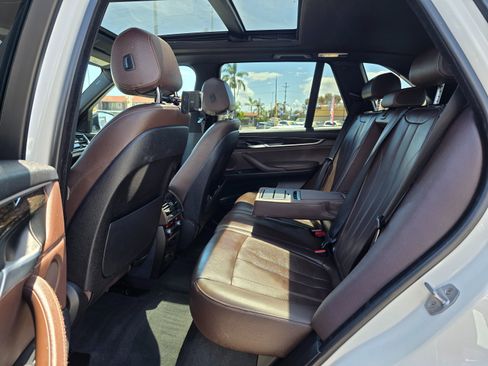 Used 2018 BMW X5 xDrive35i w/ M Sport Package AWD/4WD image 18