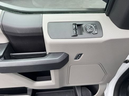 Used 2019 Ford F150 XL w/ Equipment Group 101A Mid RWD image 13
