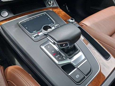 Used 2018 Audi Q5 Prestige w/ Prestige Package AWD/4WD image 22