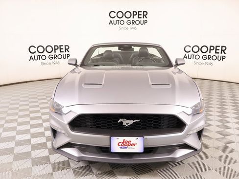 Used 2023 Ford Mustang Premium image 9