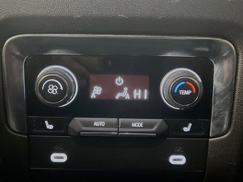 Used 2024 Chevrolet Tahoe Premier image 18