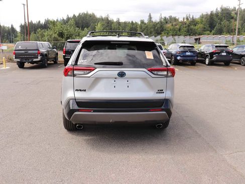 Used 2019 Toyota RAV4 XSE w/ XSE Weather Package AWD/4WD image 6