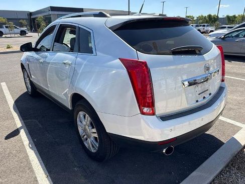 Used 2012 Cadillac SRX Luxury FWD image 3