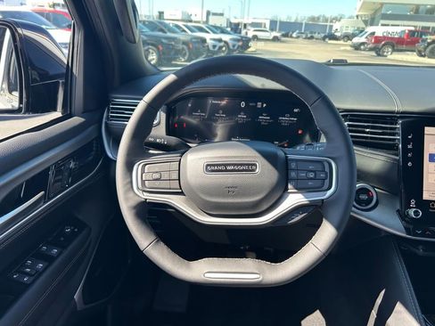 New 2026 Jeep Grand Wagoneer Limited image 10