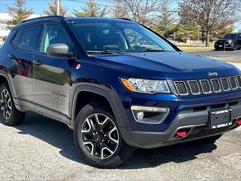 Used 2019 Jeep Compass Trailhawk AWD/4WD image 36