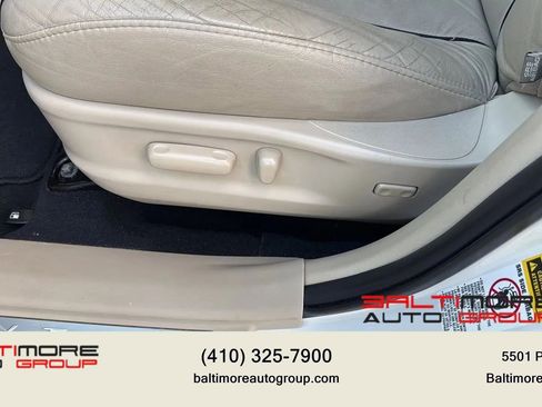 Used 2010 Toyota Venza AWD image 18
