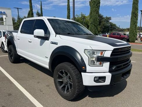 Used 2016 Ford F150 Lariat w/ Equipment Group 502A Luxury AWD/4WD image 3