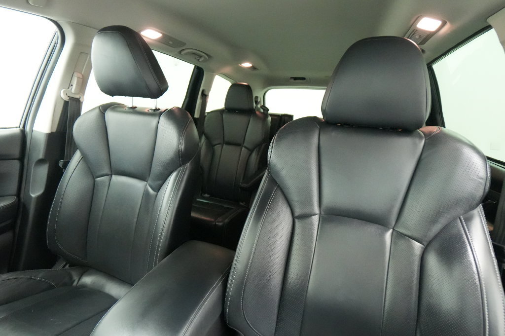 Used 2019 Subaru Ascent Limited w/ Popular Package #3 AWD/4WD image 15