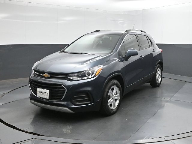 Used 2021 Chevrolet Trax LT w/ LT Convenience Package FWD image 31