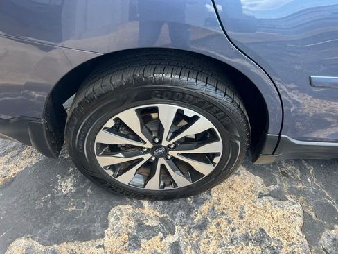 Used 2016 Subaru Outback 3.6R Limited image 12
