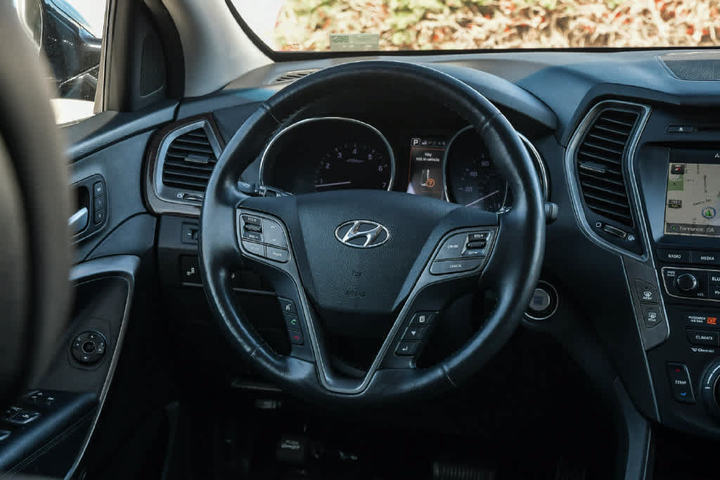 Used 2017 Hyundai Santa Fe Sport FWD image 12