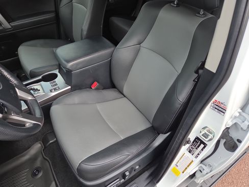 Certified 2024 Toyota 4Runner SR5 Premium image 13