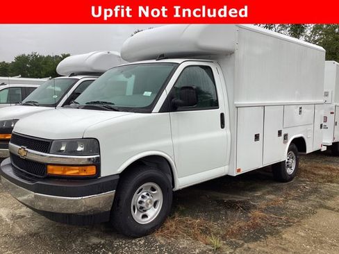New 2025 Chevrolet Express 3500 w/ Power Convenience Package image 1