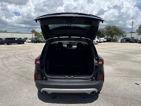 Used 2025 Ford Escape Active FWD image 27