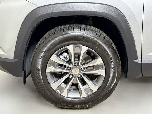Certified 2025 Chevrolet Equinox LT w/ Convenience Package II FWD image 29