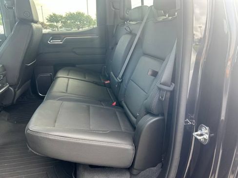 Used 2023 GMC Sierra 1500 Denali AWD/4WD image 9