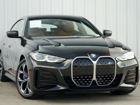 Used 2024 BMW i4 eDrive35 w/ M Sport Package image 4